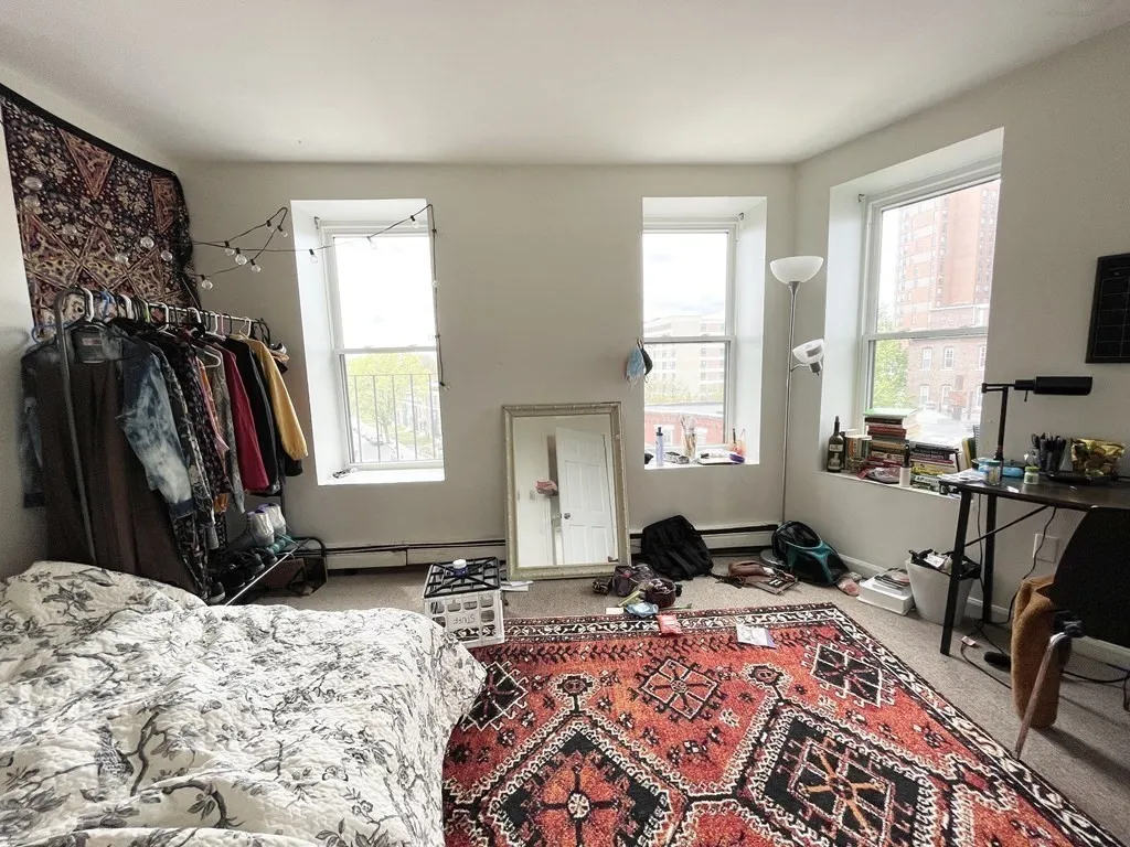 96 Hammond St, South End