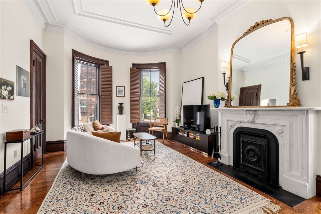 496 Columbus Ave, South End