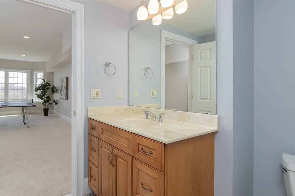 63 Skyfields Dr, Groton