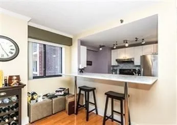 15 North Beacon St, Allston