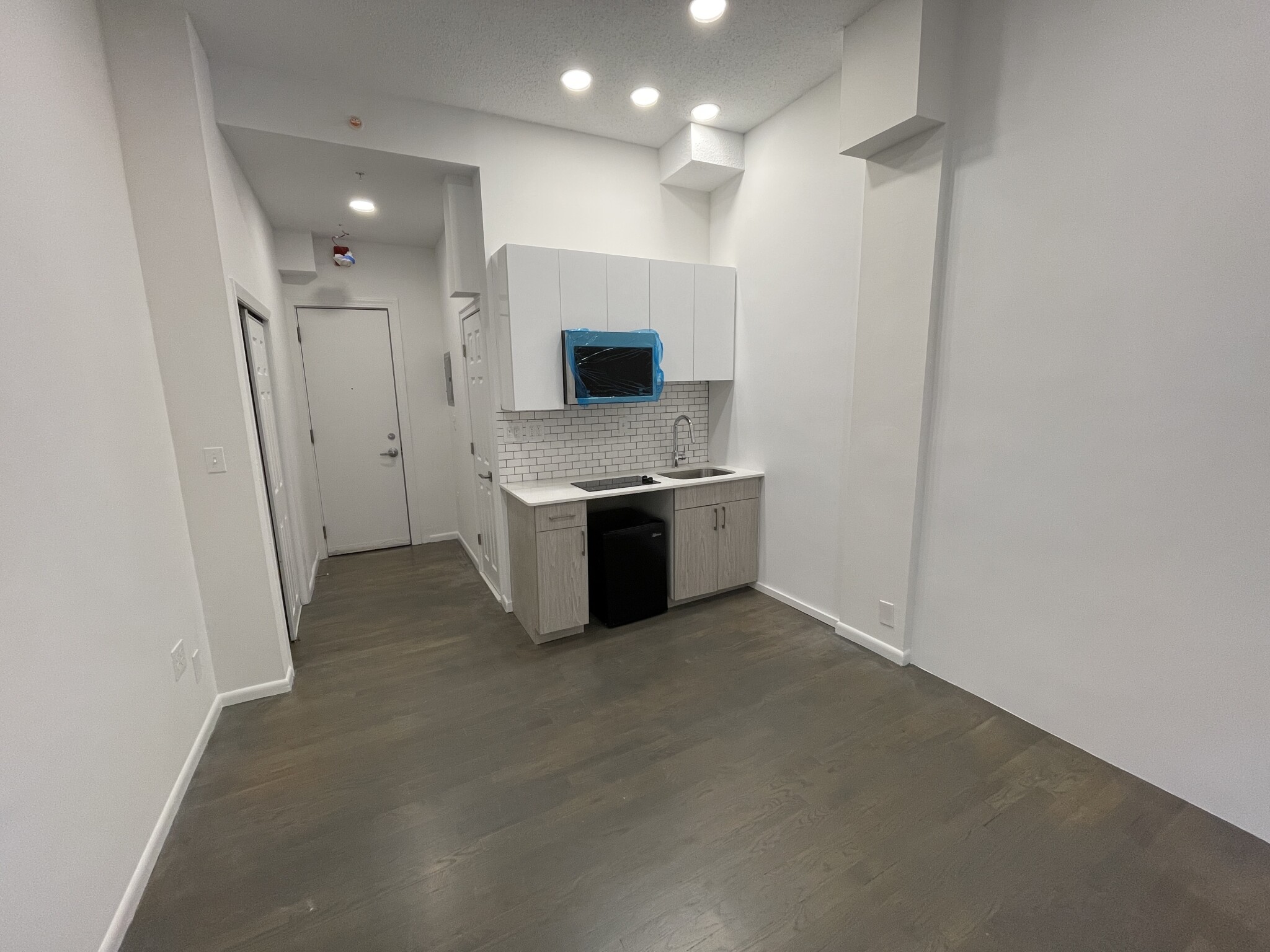 270 Newbury St, Back Bay