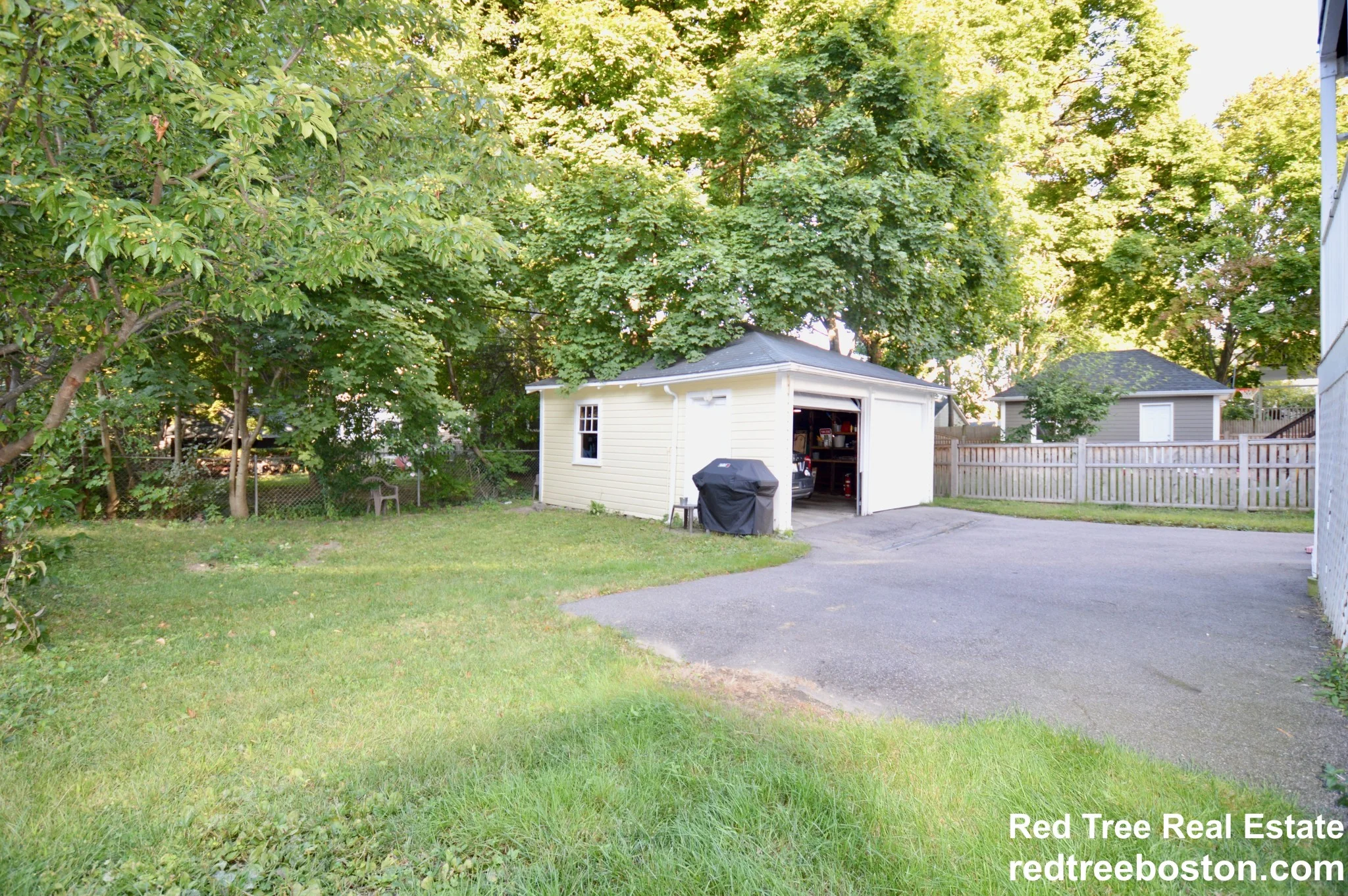 99 Farquhar St, Roslindale