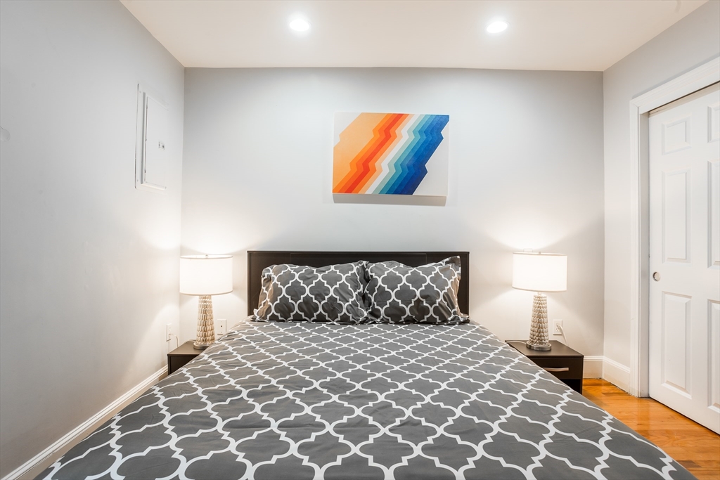 90 Warrenton St, Back Bay