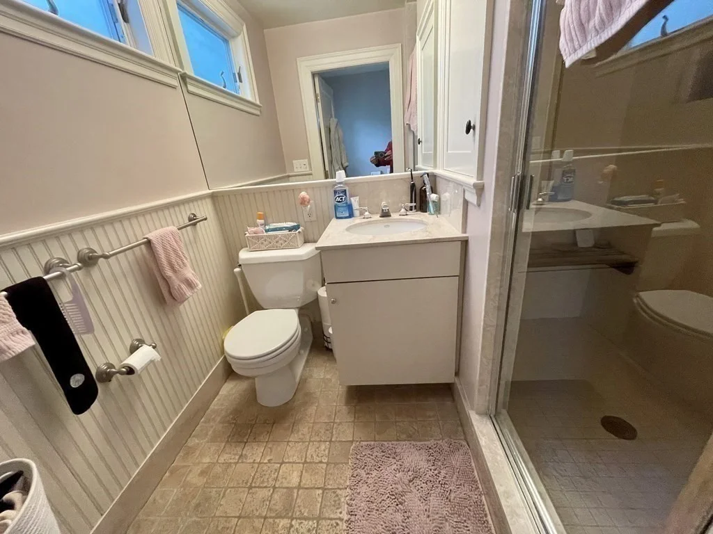 79 Aspinwall, Central Village