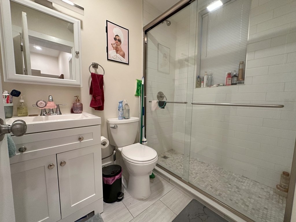 29 Queensberry St, Fenway