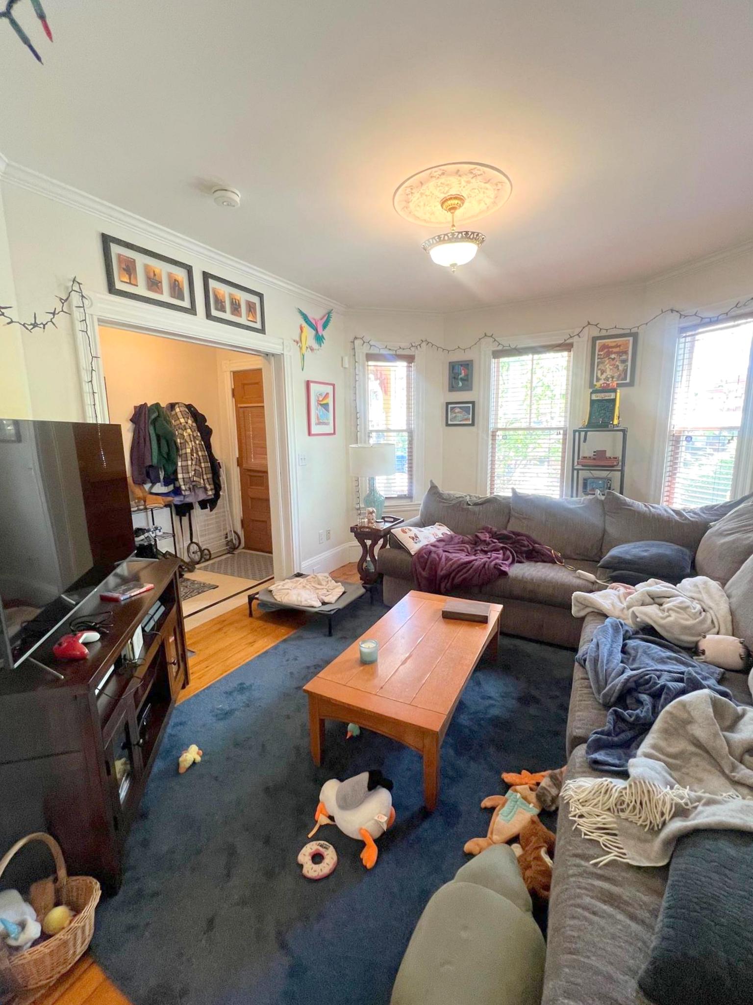 82 Holland St, Davis Square