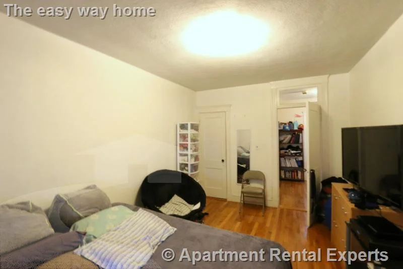 335A Harvard St, Harvard Square