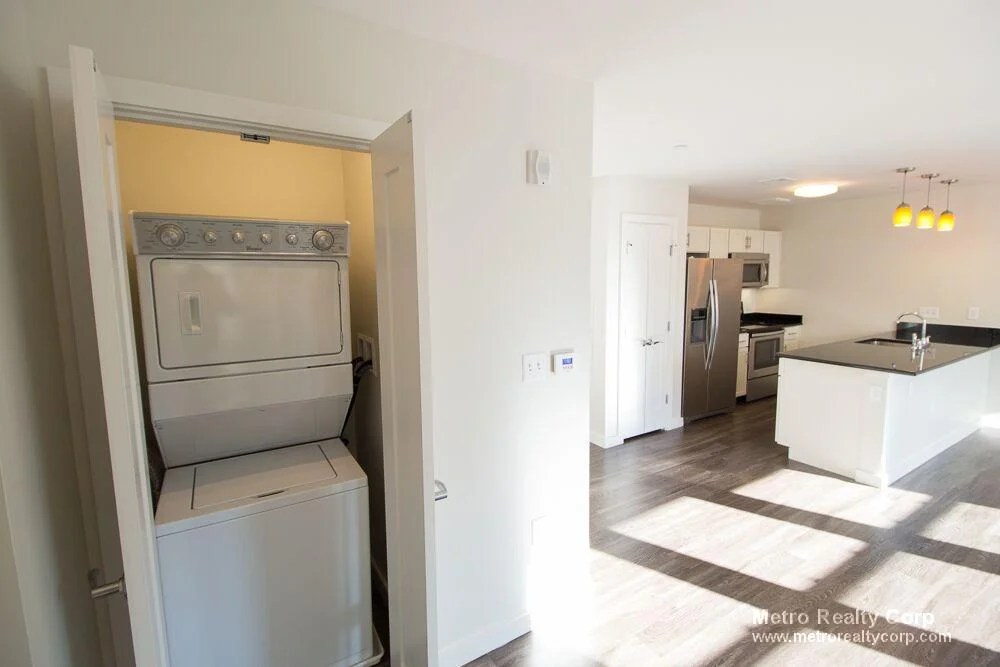 1 Whittemore Ave, North Cambridge