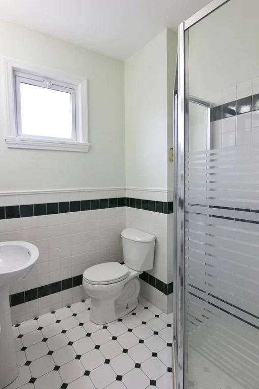 989 Boylston St, Newton Highlands