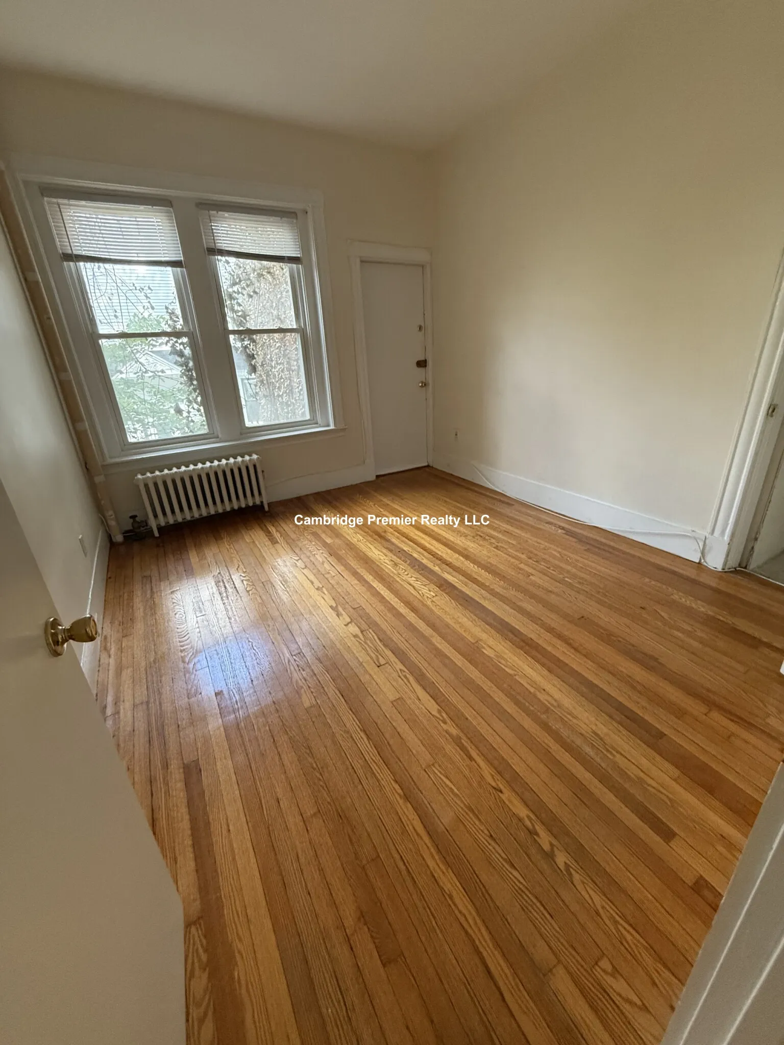 891 Massachusetts Ave, Mid-Cambridge