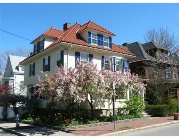 153 Upland Rd, Avon Hill