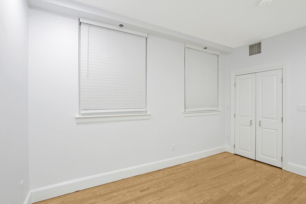 140 Boylston St, Back Bay