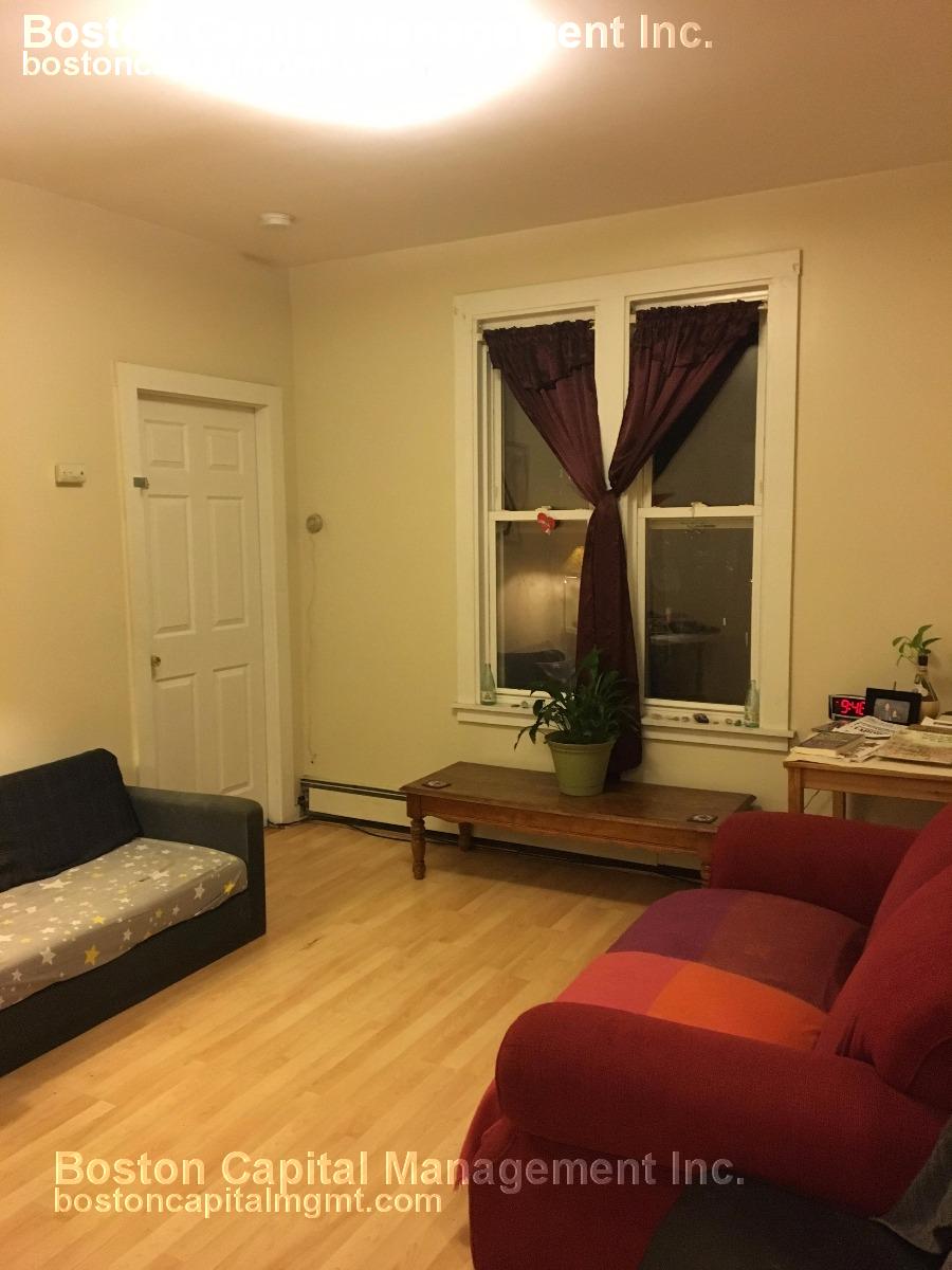 42 Sewall St, Somerville