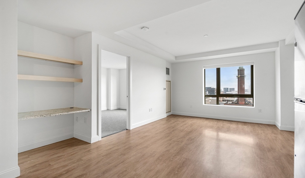 99 Kneeland St, Chinatown