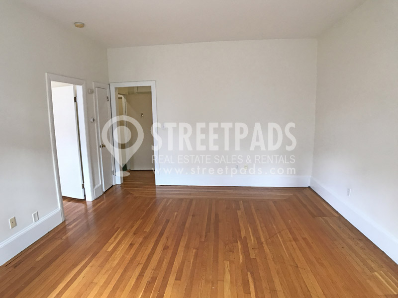 1539 Beacon St, Griggs Park