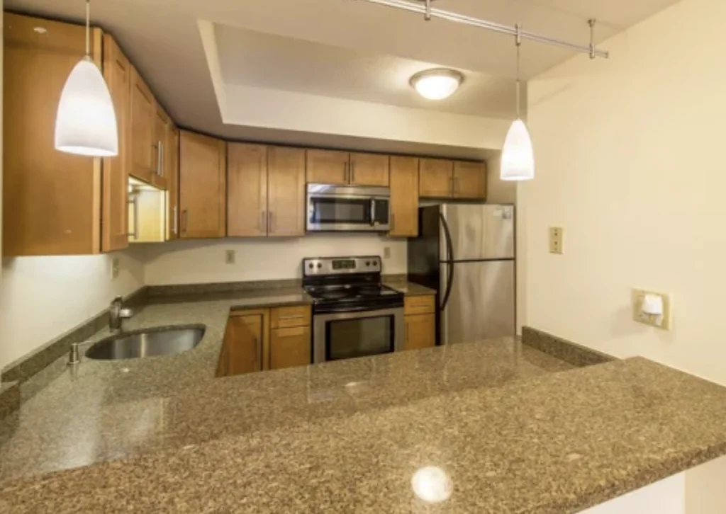 345 Franklin St, Riverside