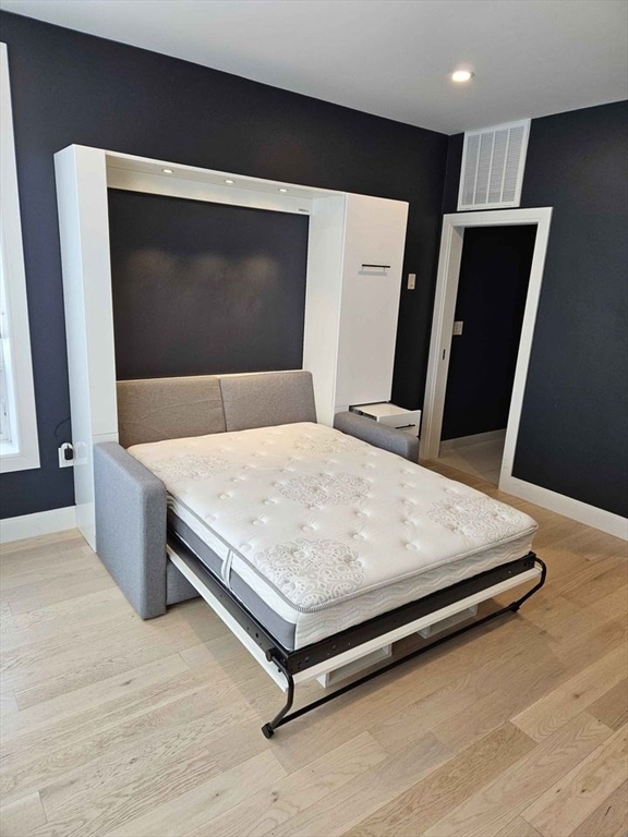 71 Border St, East Boston