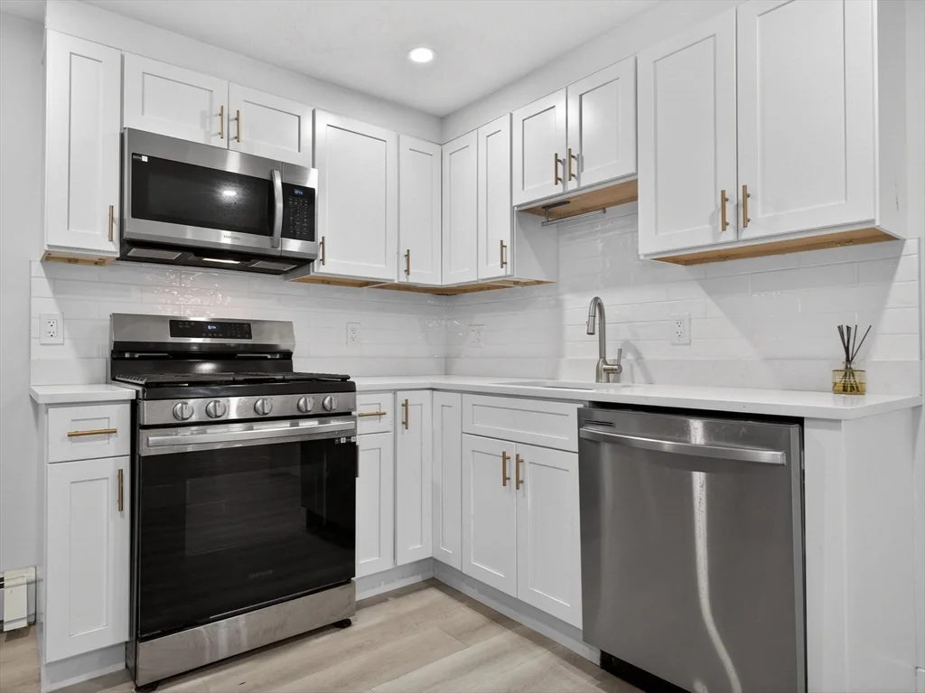 469 Medford St, Winter Hill