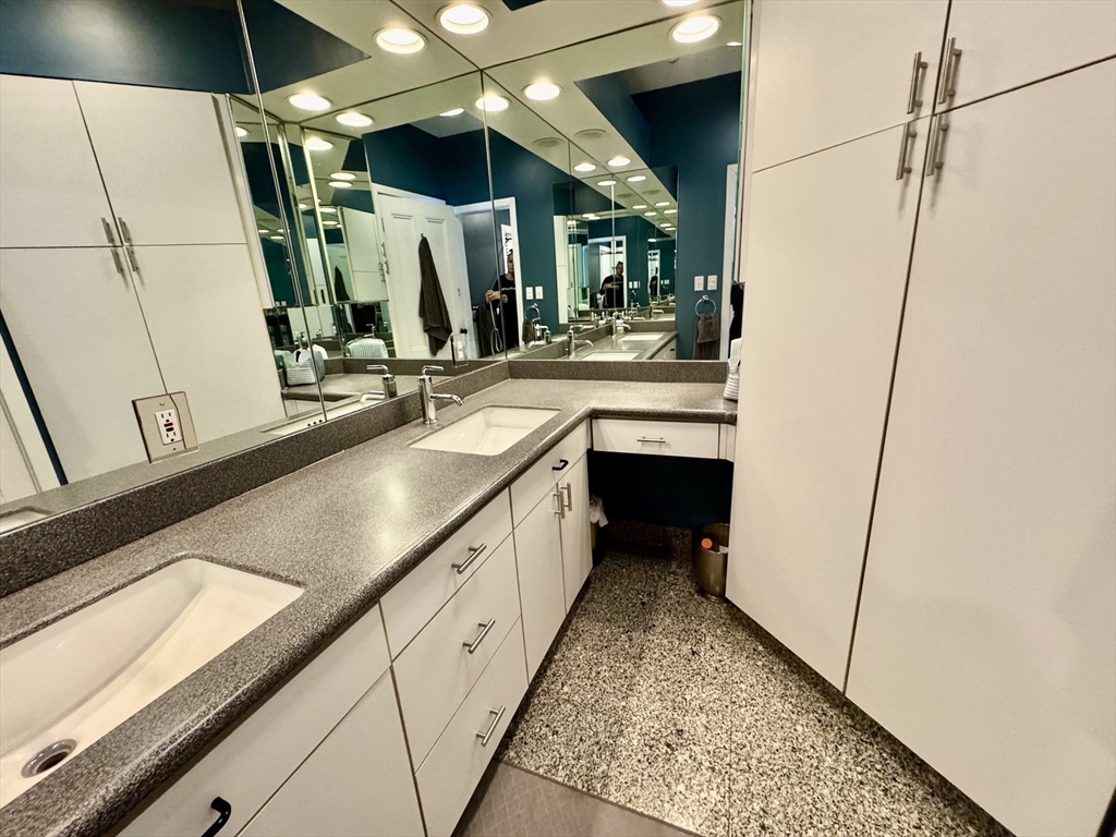 4 Monument Sq, Charlestown