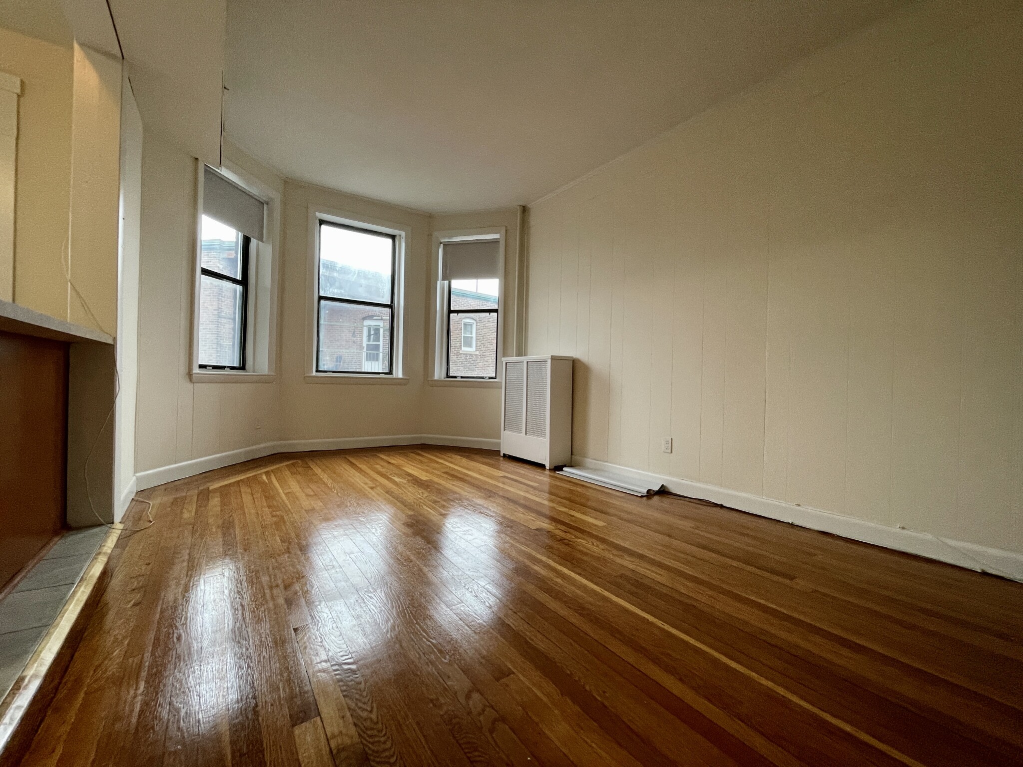 1133 Commonwealth Ave, Allston