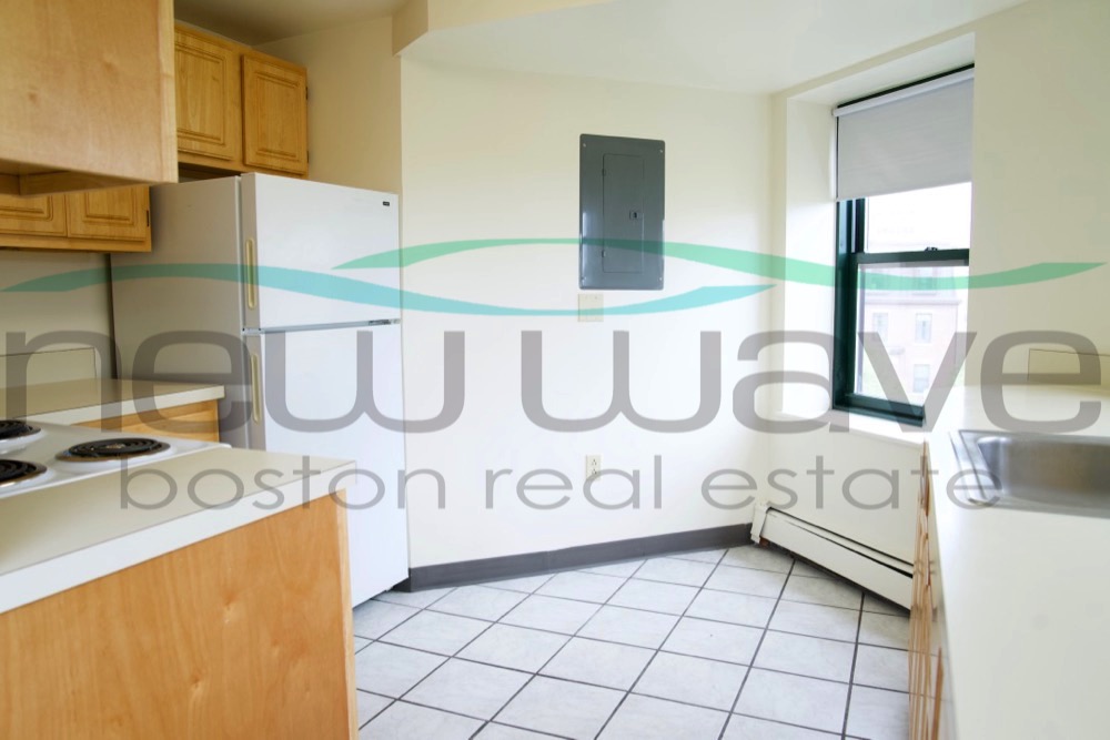 400 Massachusetts Ave, South End