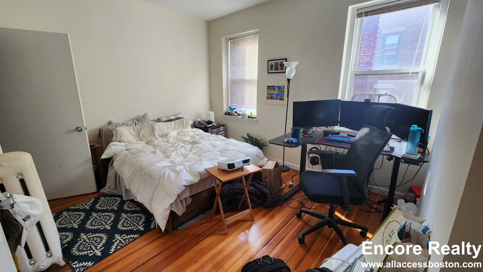 19 Aberdeen St, Fenway