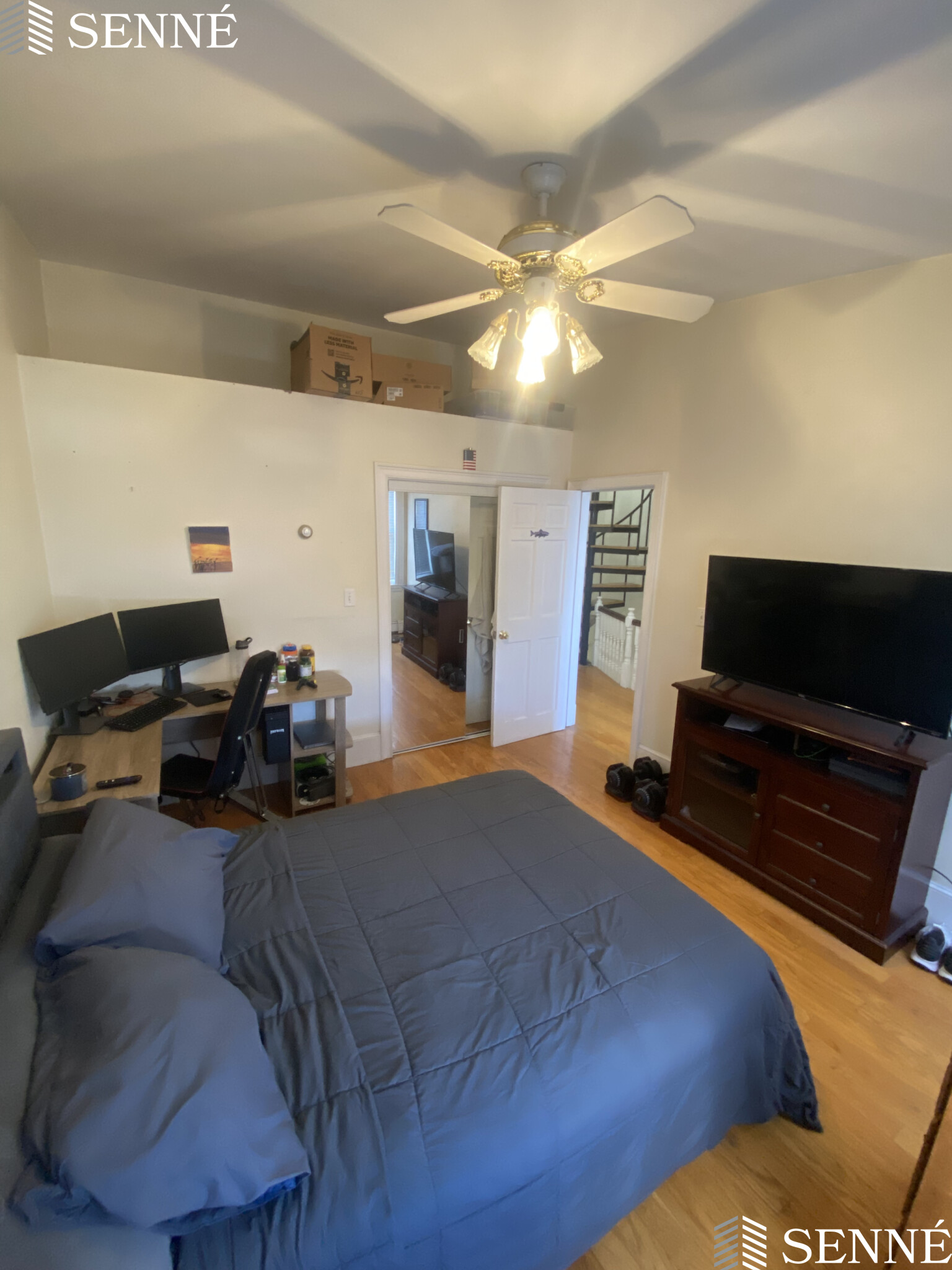 554 East Broadway, South Boston