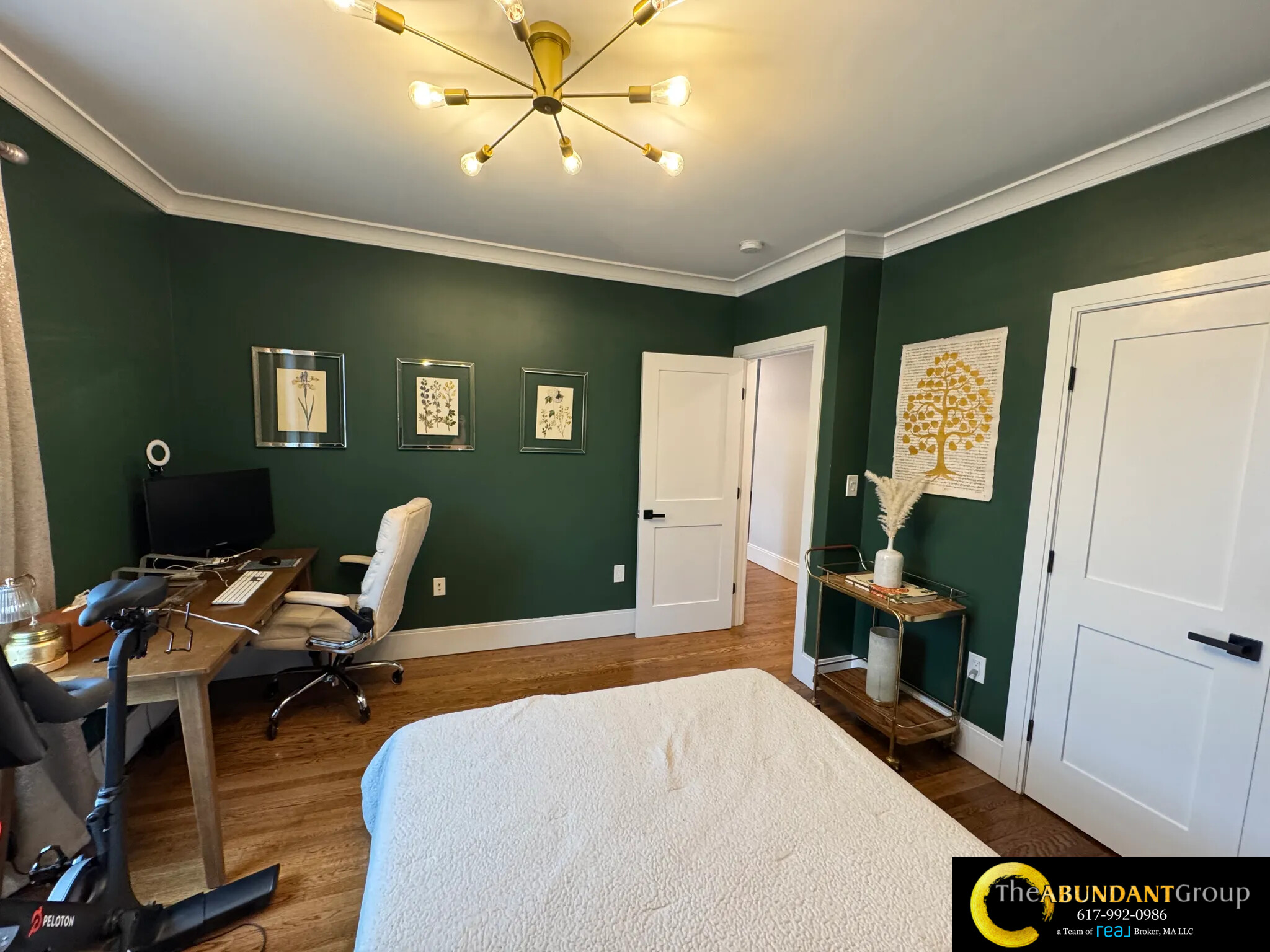 66 Calvary St, South Side