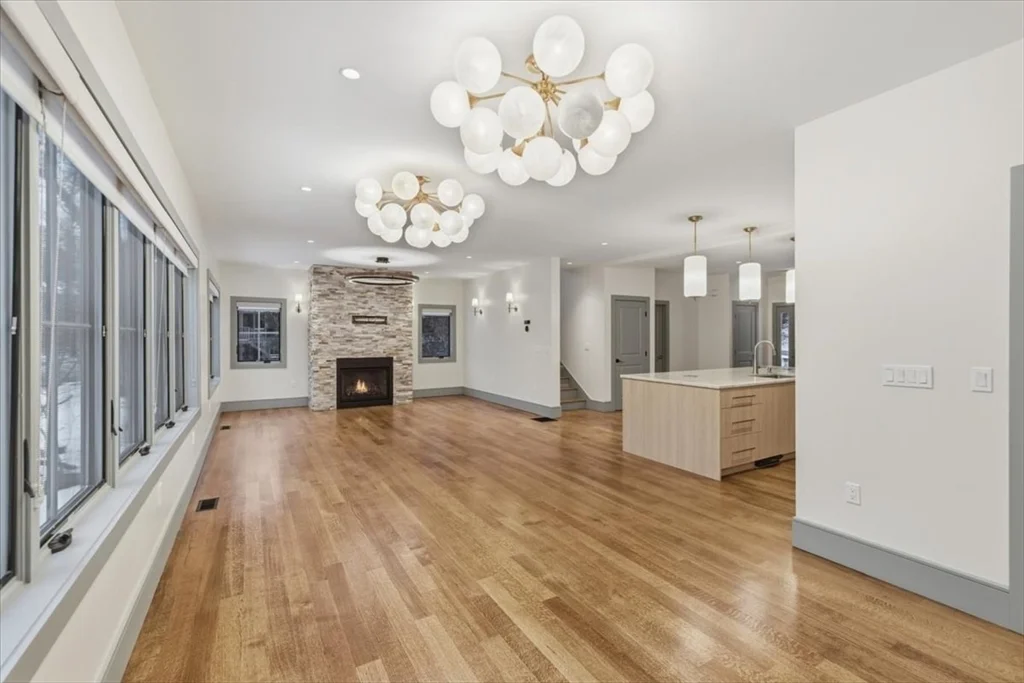 22 Kruger Rd, Hopkinton