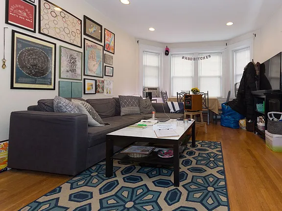 69 Babcock St, North Brookline