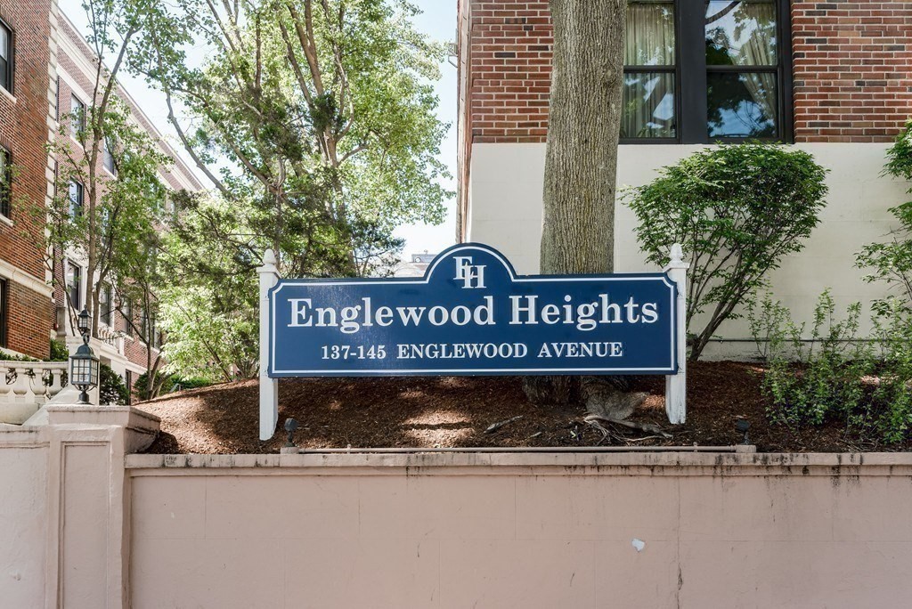 137 Englewood Ave, Brighton