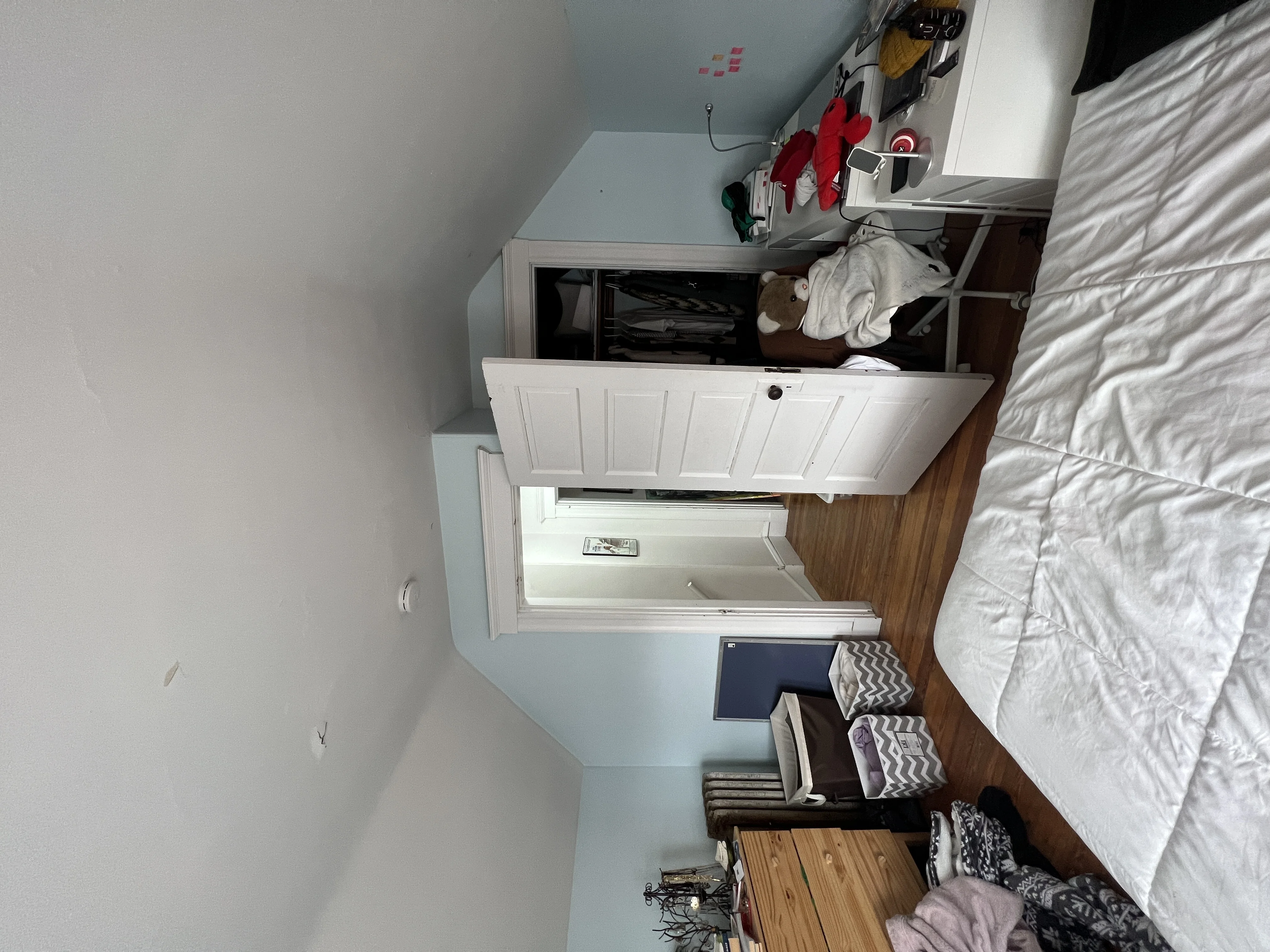 11 Burnham St, Tufts