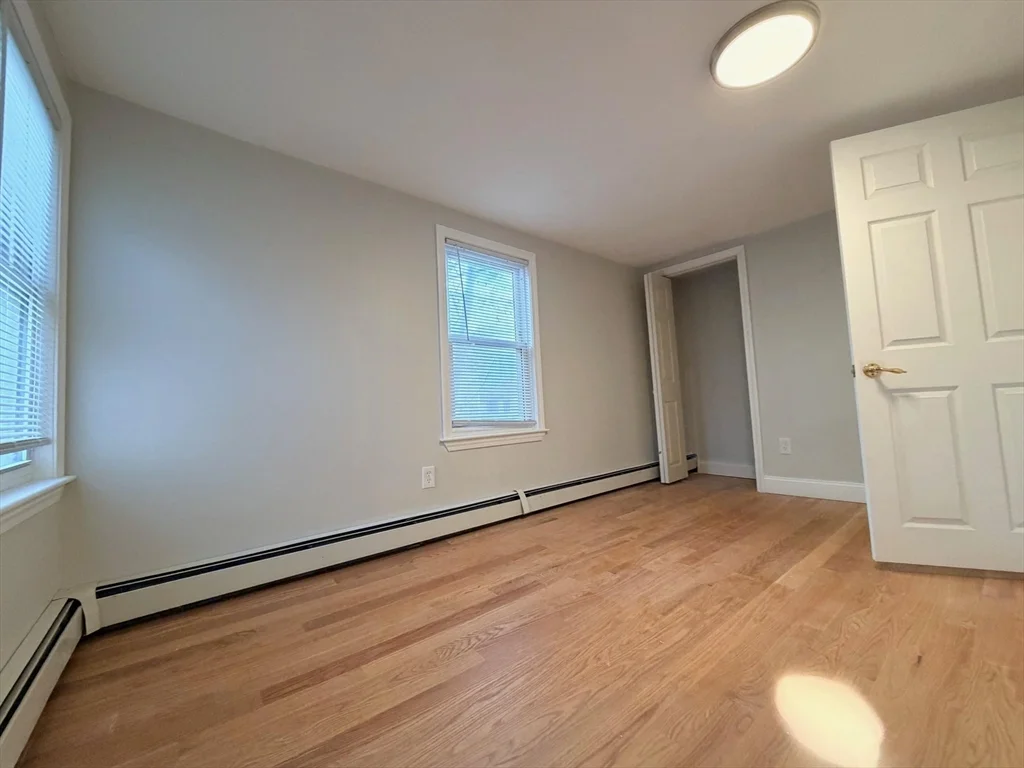 44 Franklin St, Medford