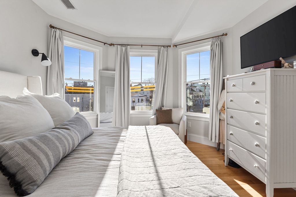 280 E Eagle, East Boston