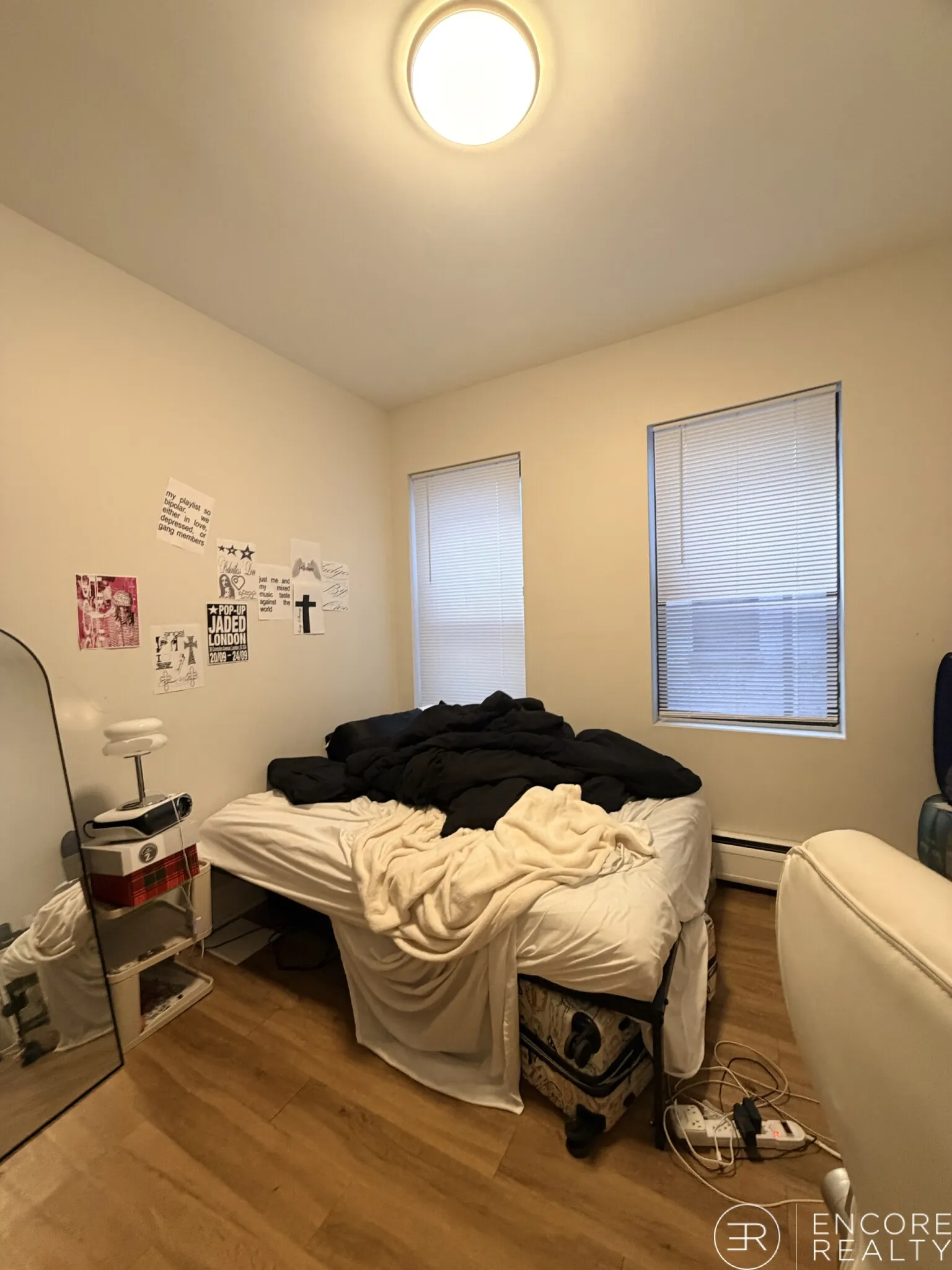 833 Beacon St, Fenway