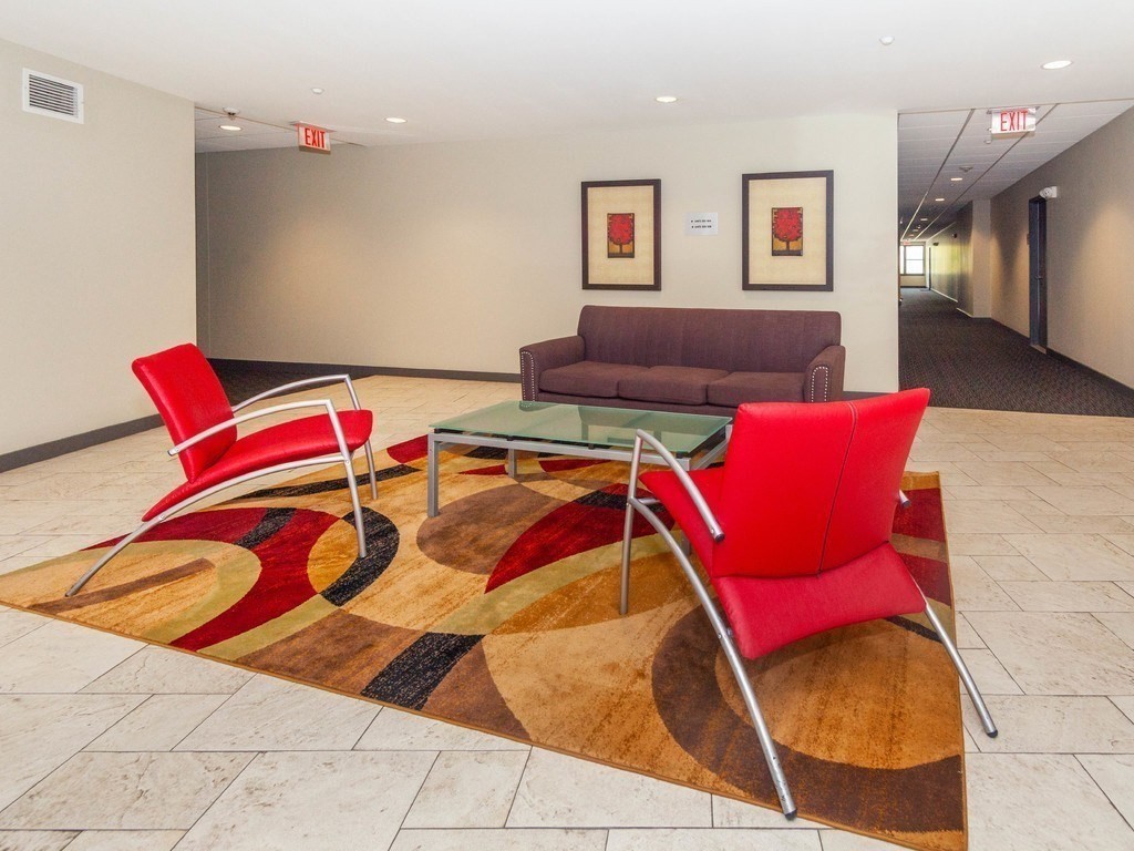 99 Chestnut Hill Ave, Brighton