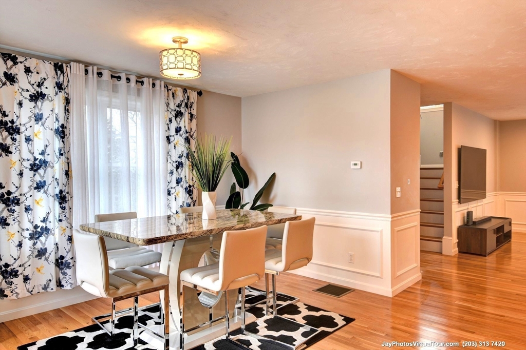 110 Apricot St, Webster Square