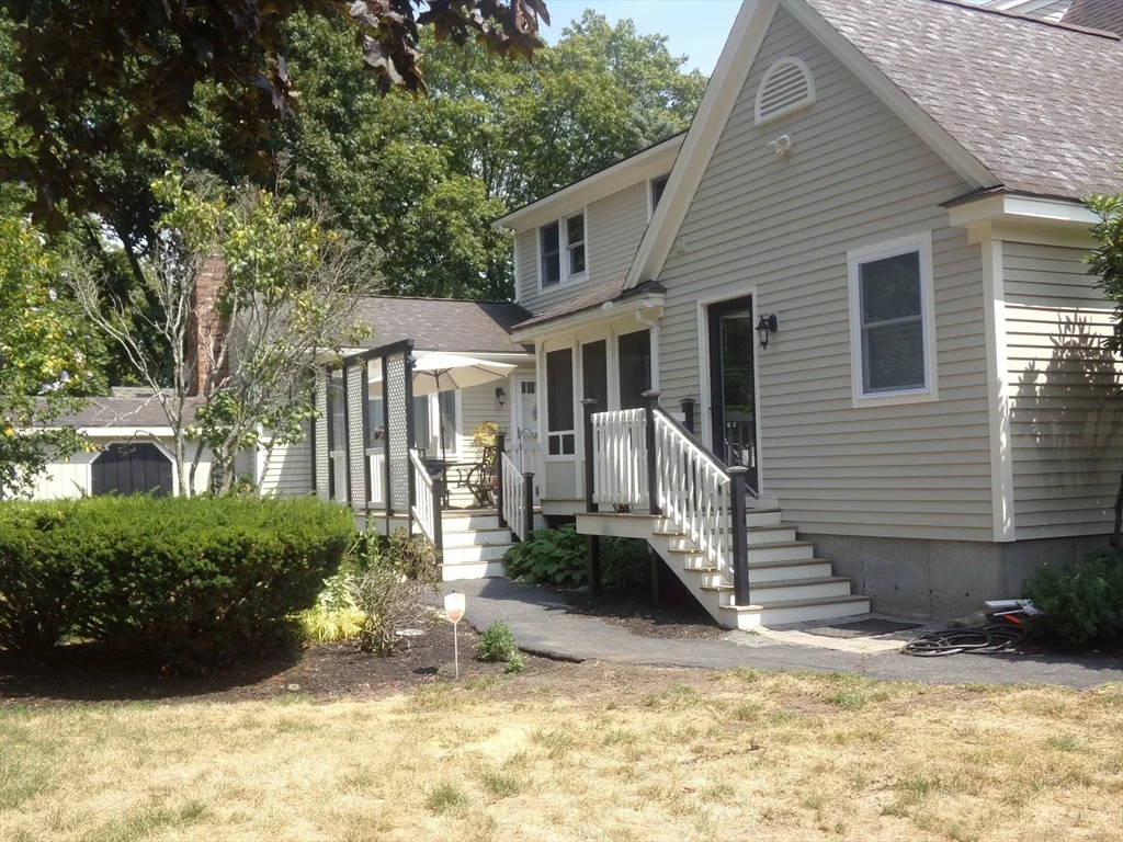 162 Middlesex Ave, Wilmington