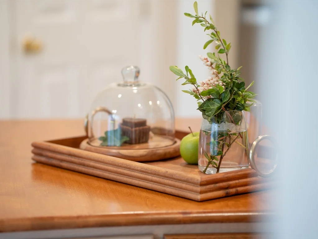 82 Camelot Dr, Worcester