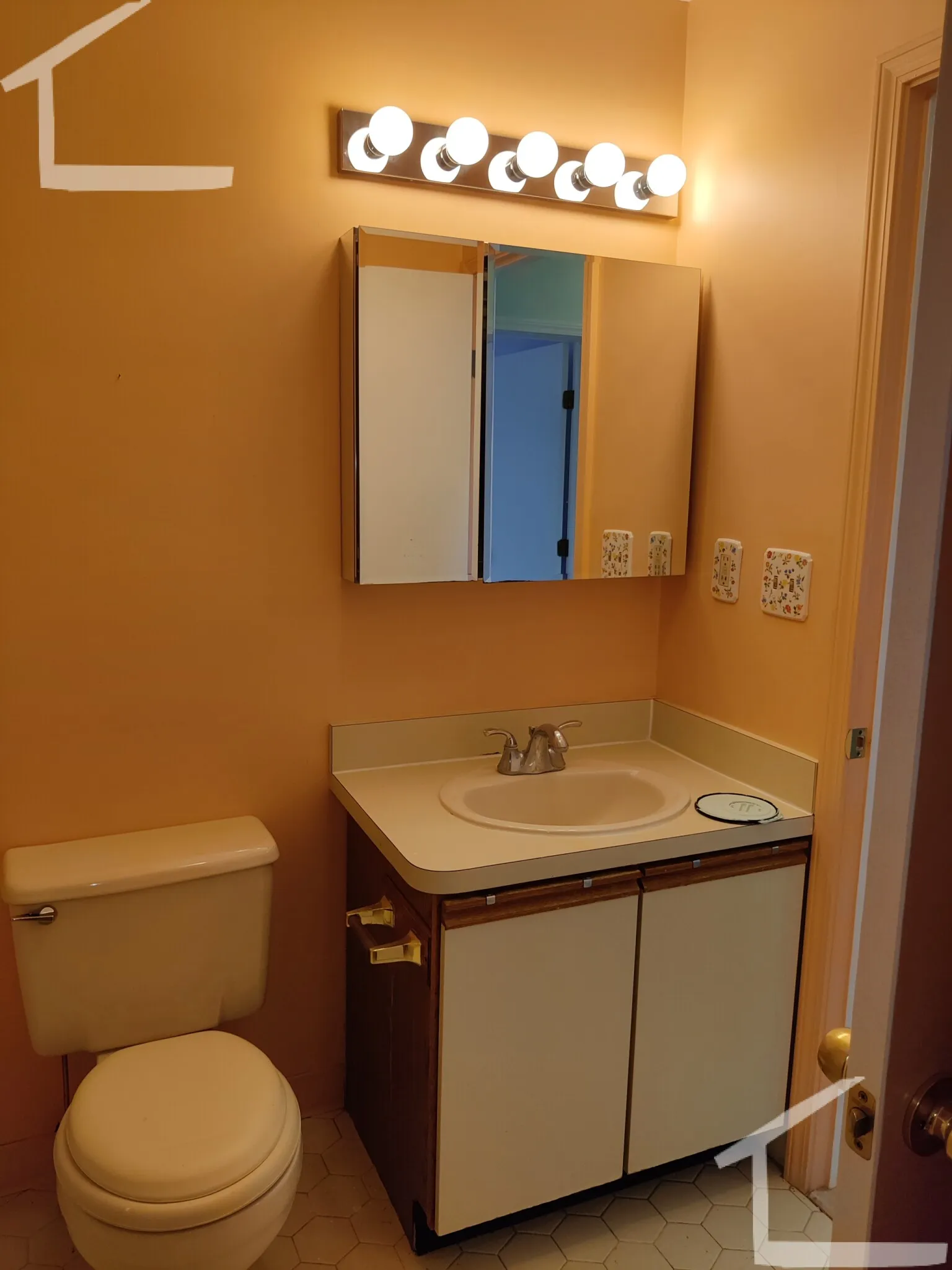 1301 Lagrange St, West Roxbury