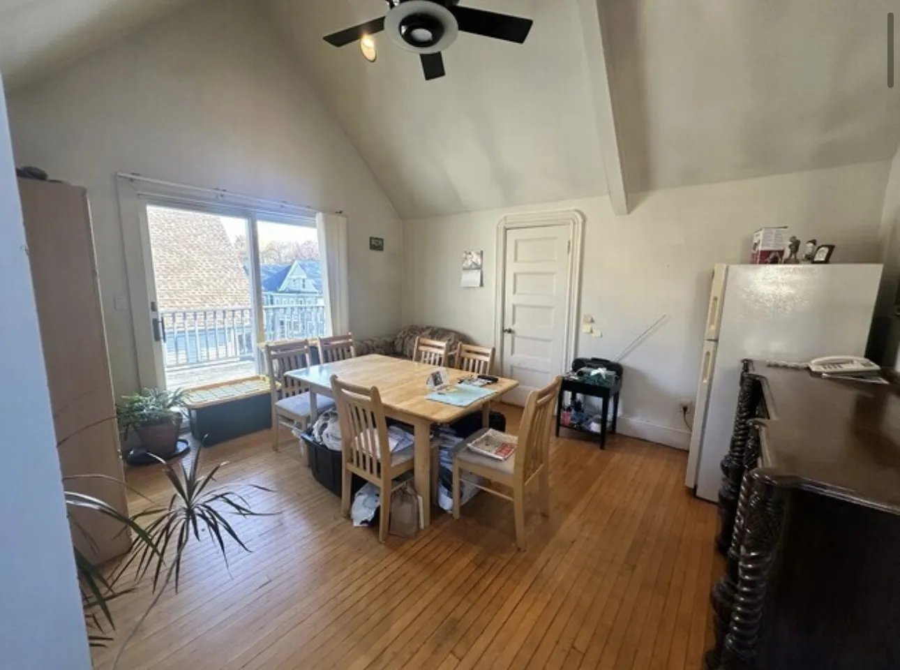 147 Willow Ave, Powder House Square