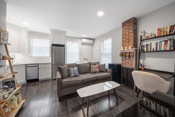 1 Chelsea Ter, East Boston