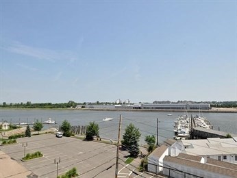 192 Walnut St, Dorchester