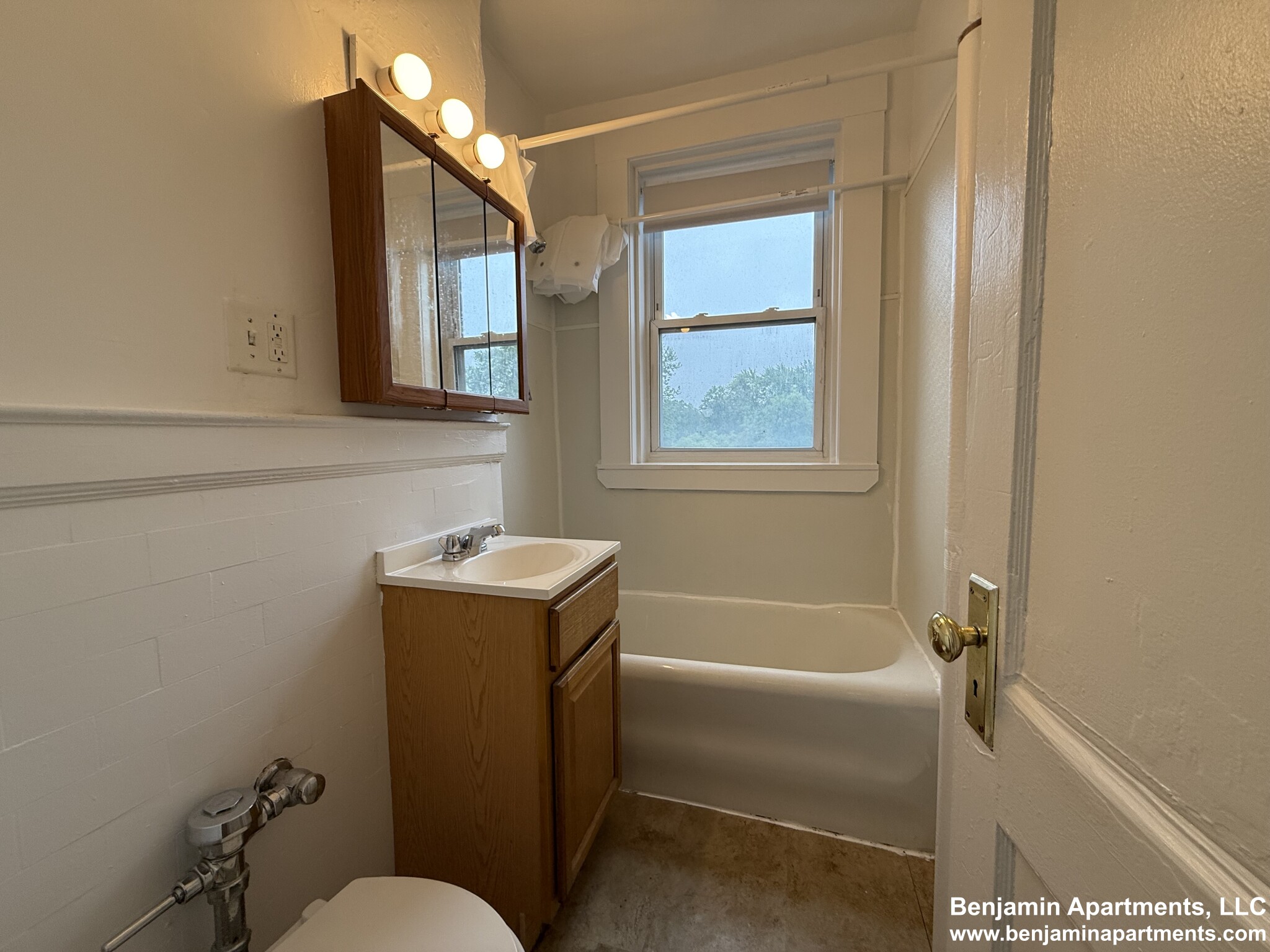 1171 Boylston St, Fenway