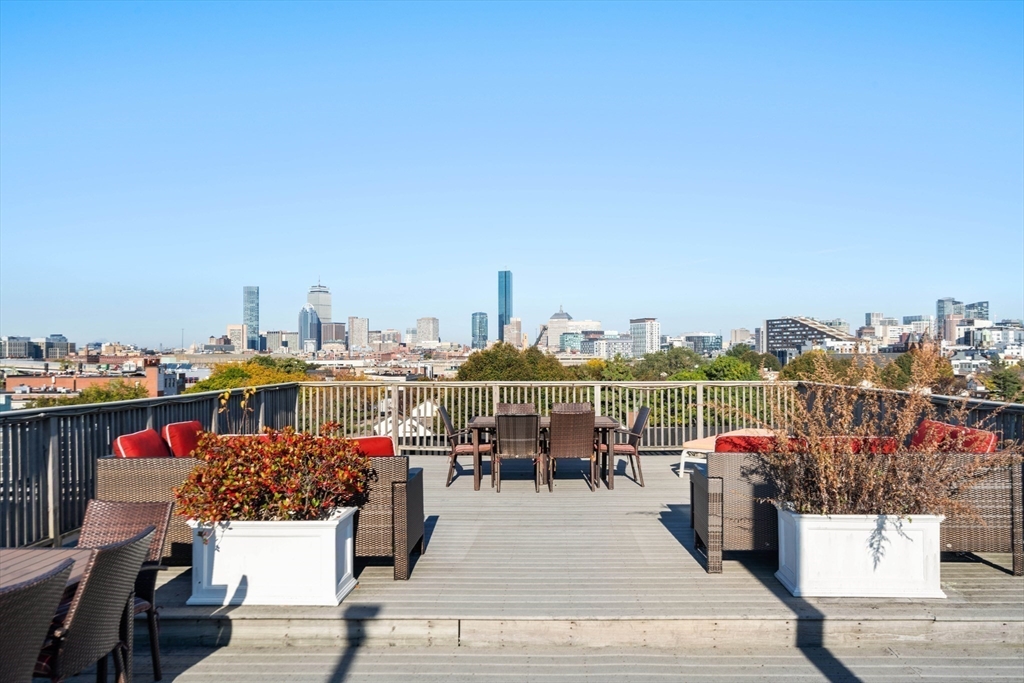 120 West 7th, South Boston