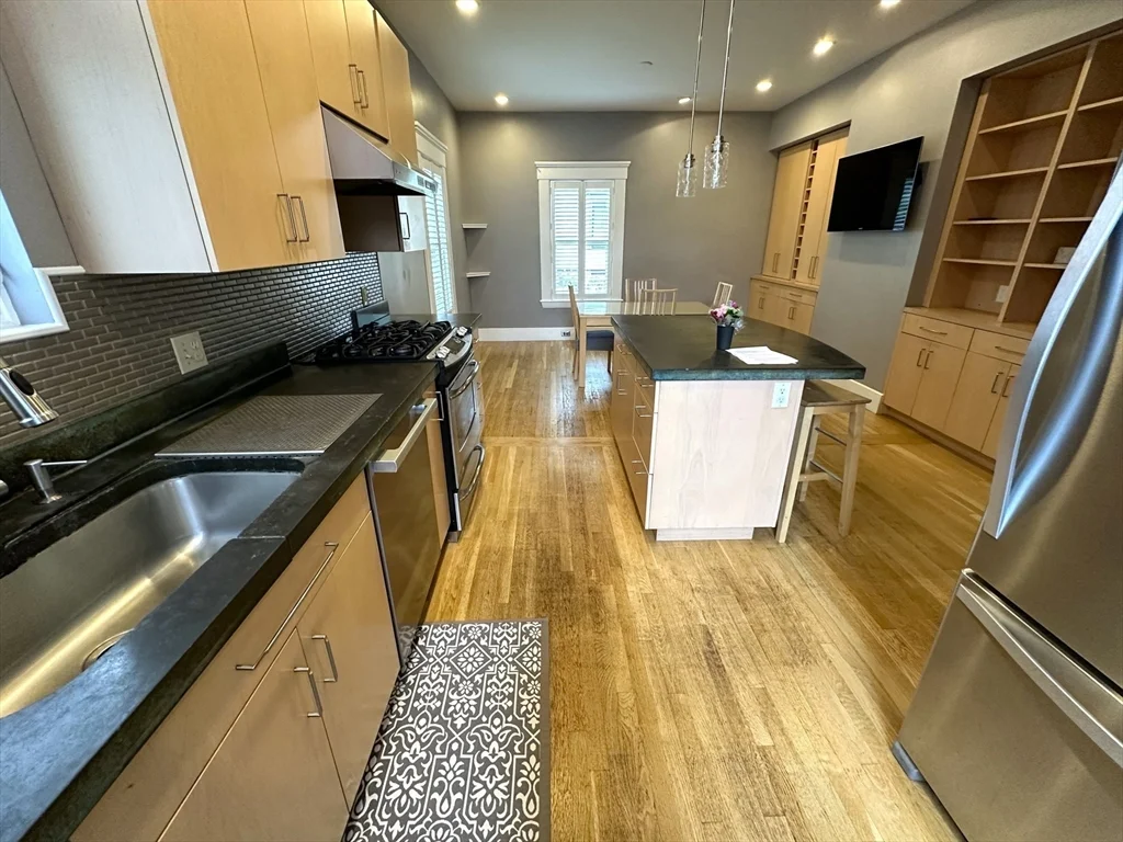 315 Windsor St, Wellington-Harrington