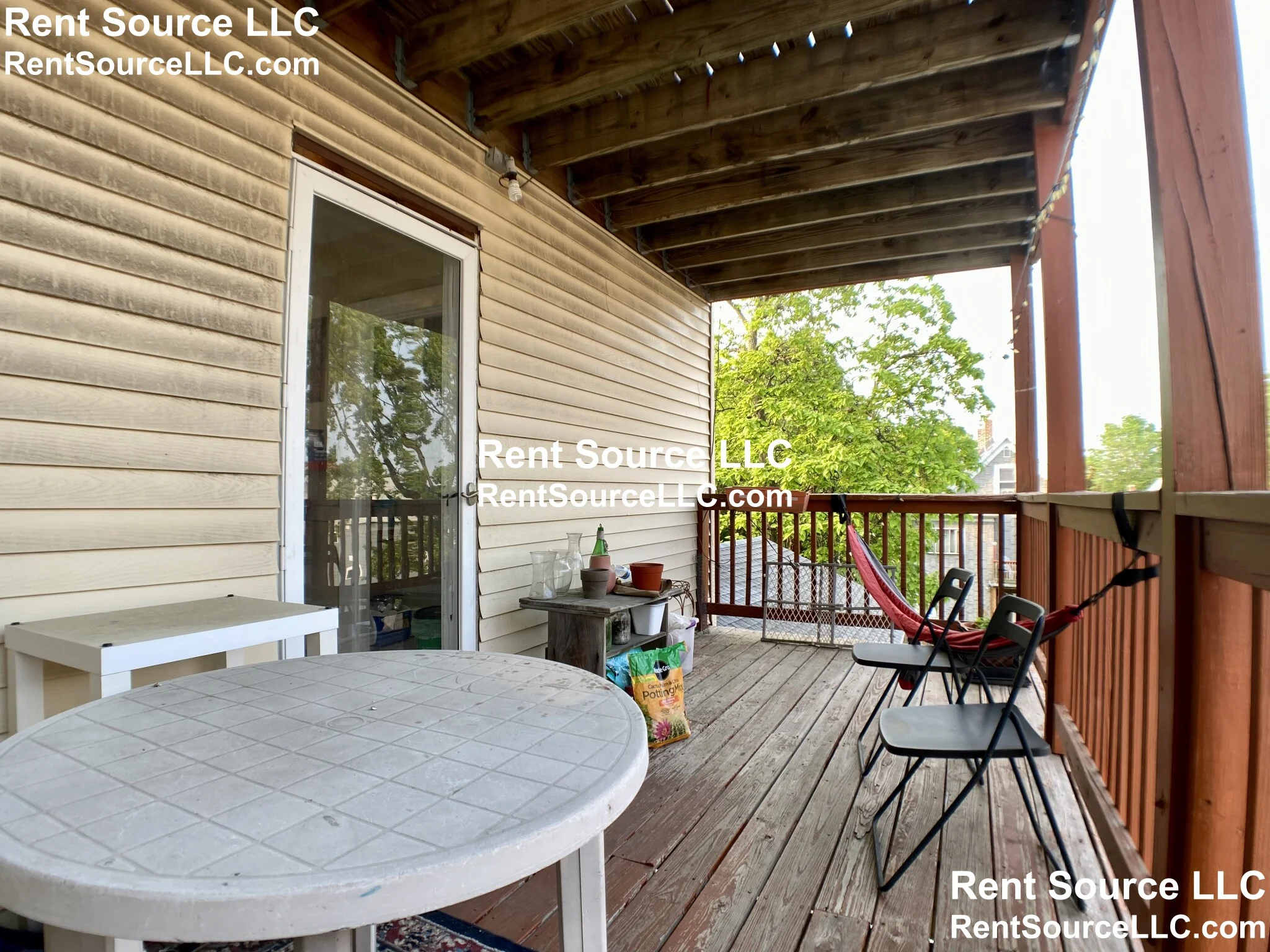 271 Highland Ave, Powder House Square