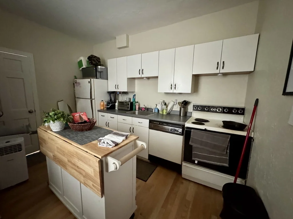 44 L St, South Boston