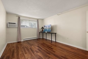 222 Stackpole St, Lowell