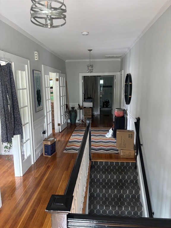 569 Commonwealth Ave, Newton